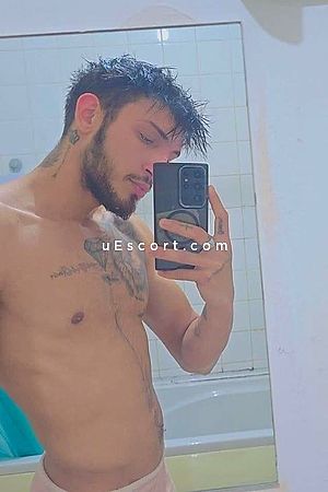 Amir19 - Birmingham Boy Escorts