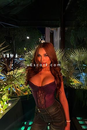 AMELIA - London Escorts