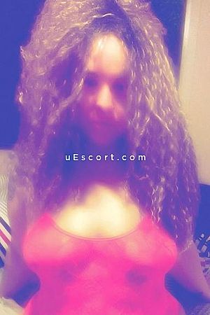Sarah - Manchester Escorts