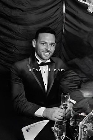 Zack - Glasgow Boy Escorts