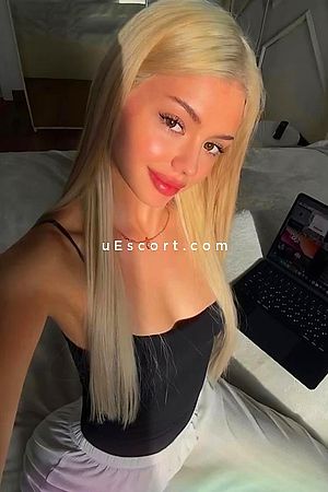 Lisa - Poole Escorts