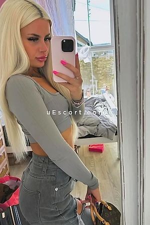 Lavinia - Bournemouth Escorts
