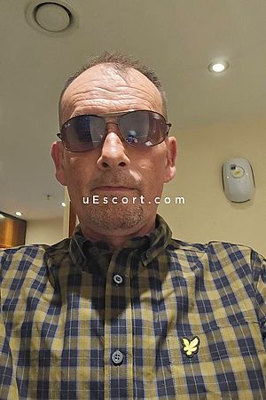 Jay - Dudley Boy Escorts