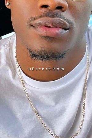 Donald Derek - Birmingham Boy Escorts