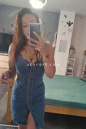 Millie - Grimsby Escorts