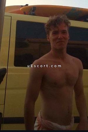 Pounder - Colchester Boy Escorts