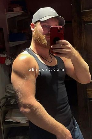 Scottcherry - Birmingham Boy Escorts