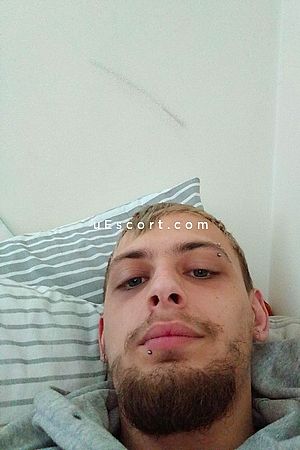 Sam - Derby Boy Escorts