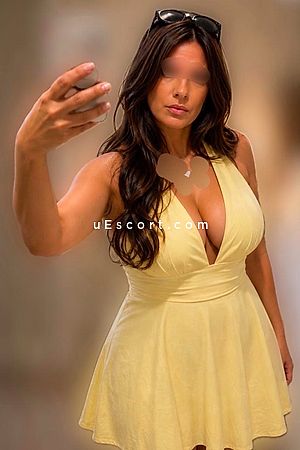 Preeti - London Escorts