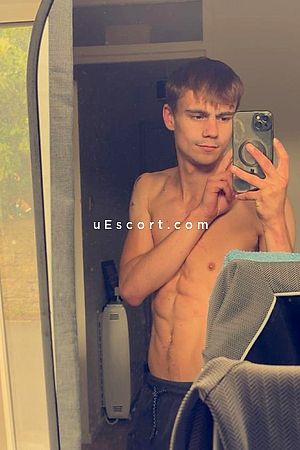 Tonylad-bi - Stoke-on-Trent Boy Escorts
