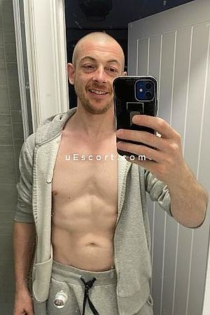 Master Mark - Nottingham Boy Escorts