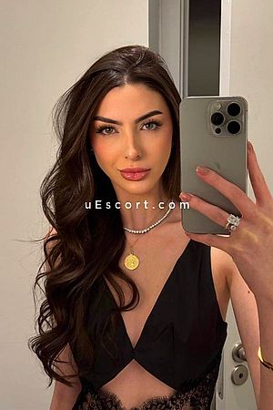 RIVANA - London Escorts