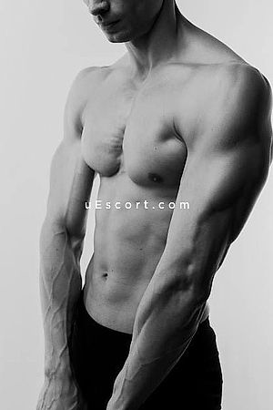 Maxi77770 - Swansea Boy Escorts