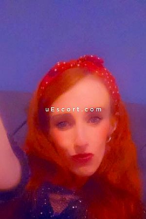 SEXY SCOUSE RED HAIRED BABE - Liverpool Escorts