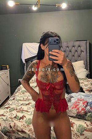 Hollyhalo24 - Manchester Escorts