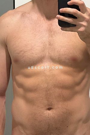 Rory - Cardiff Boy Escorts
