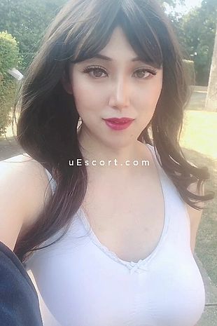 TS escort Surrey TRANS Escorts and Shemales - uEscort